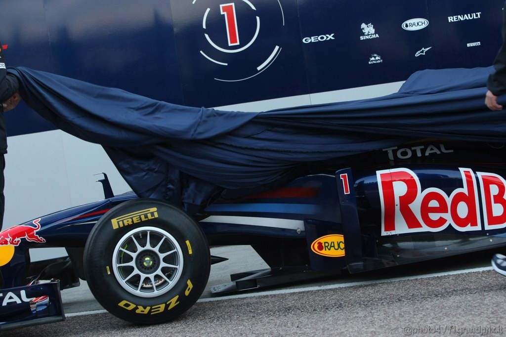 Red Bull RB7, 
RB7 - Red Bull Racing RB7 Launch - Formula 1 World Championship 