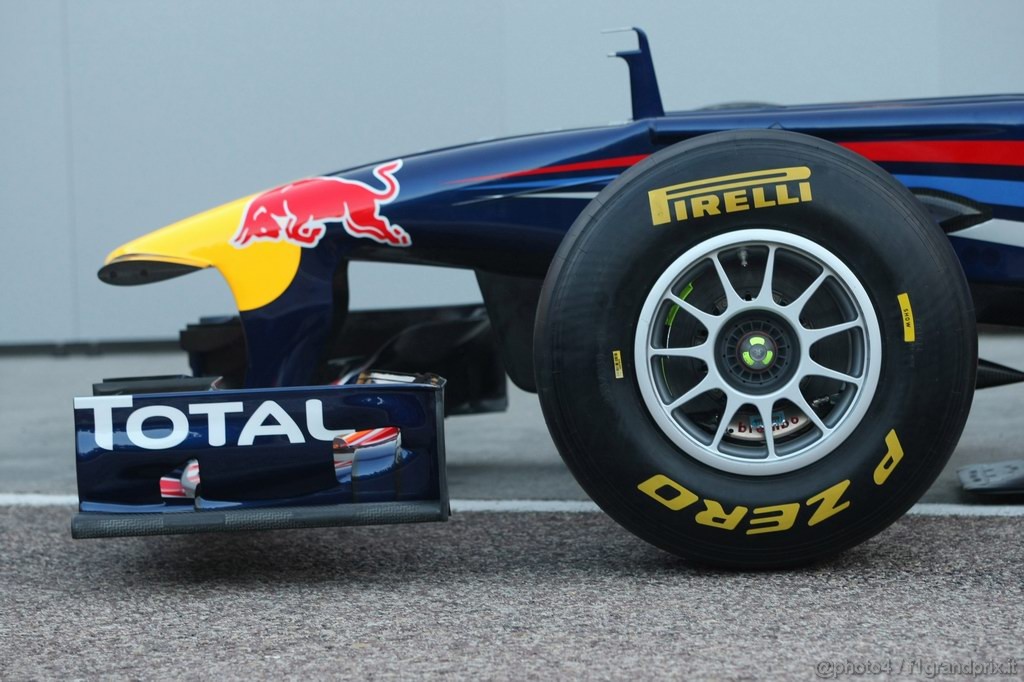 Red Bull RB7, 
RB7 Detail - Red Bull Racing RB7 Launch - Formula 1 World Championship 