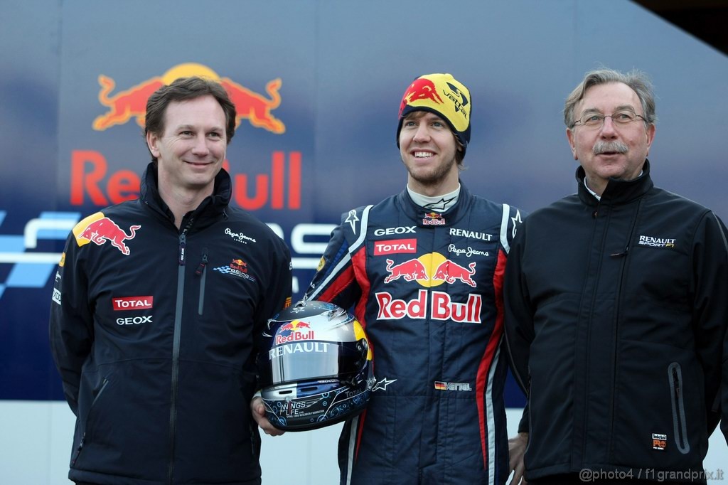 Red Bull RB7, 
Christian Horner (GBR), Red Bull Racing, Sporting Director e Sebastian Vettel (GER), Red Bull Racing e  Jean-Francois Caubet (FRA) Renault Head of Communications  - Red Bull Racing RB7 Launch - Formula 1 World Championship 