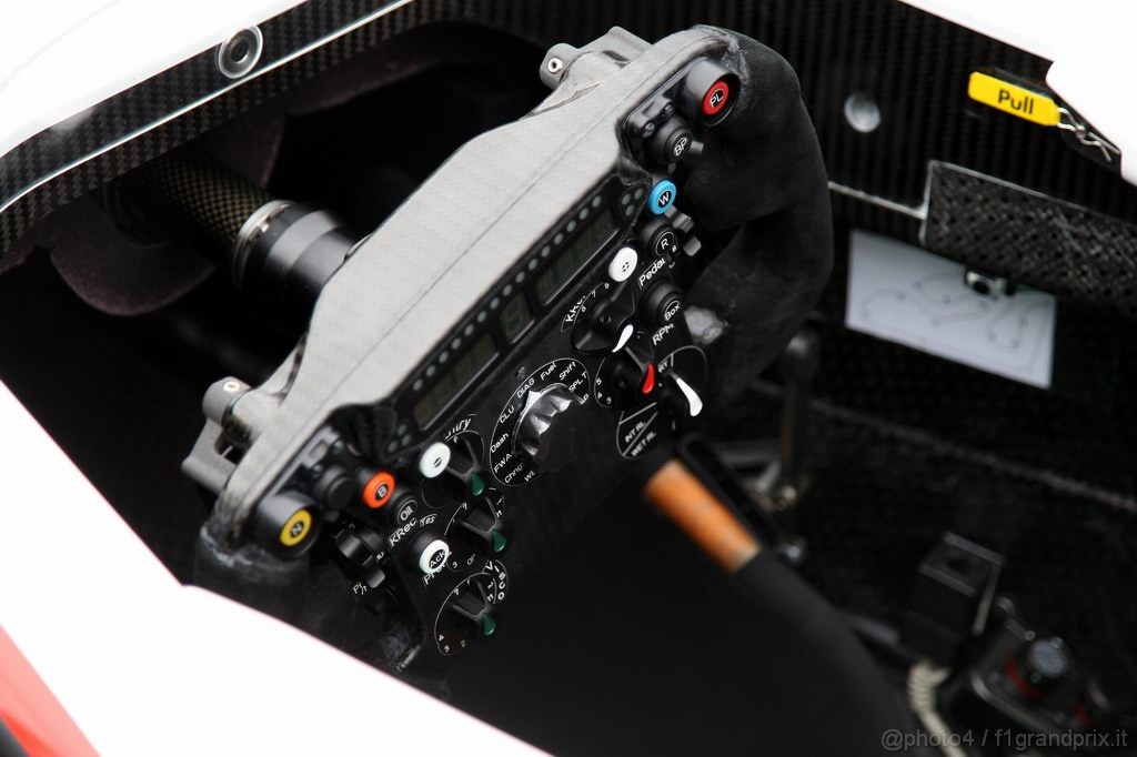 Sauber C30, 31.01.2011 Valencia, Spain, 
Steering wheel - Sauber F1 Team C30 Launch - Formula 1 World Championship 