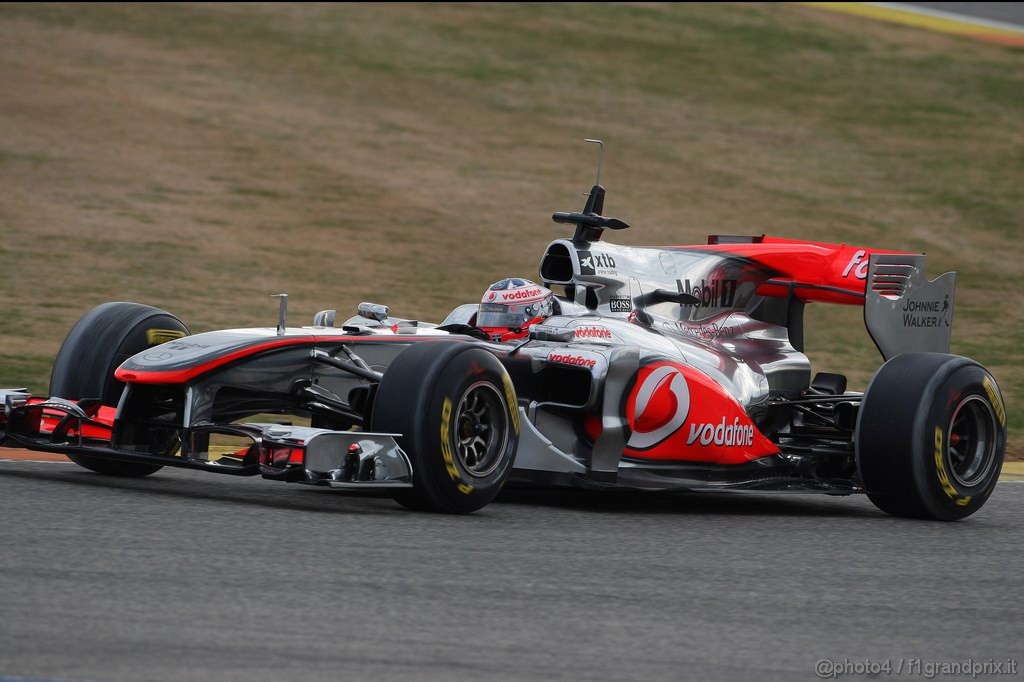 Valencia Test Febbraio 2011, 
Jenson Button (GBR), McLaren Mercedes  in last years car 
