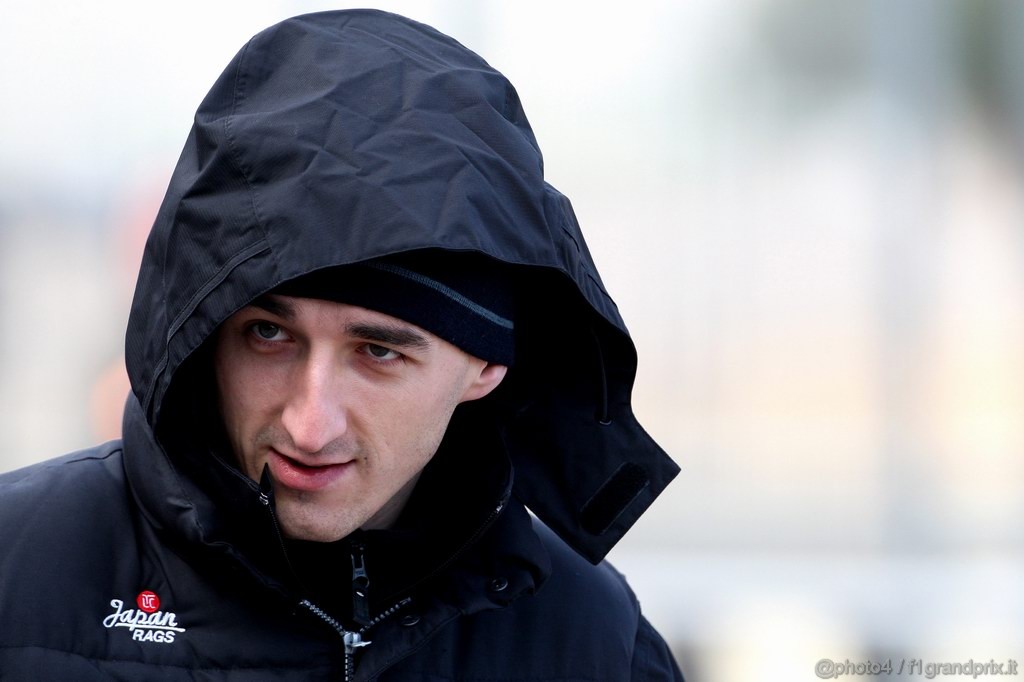 Valencia Test Febbraio 2011, 
Robert Kubica (POL), Lotus Renault GP