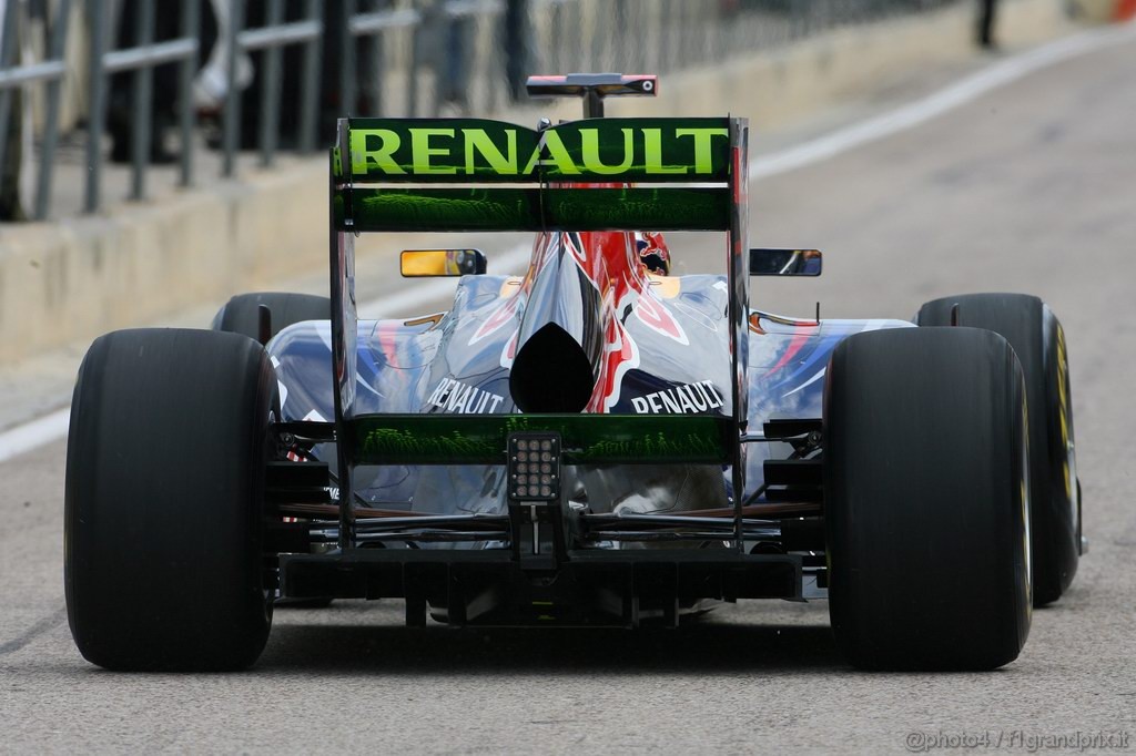 Valencia Test Febbraio 2011, Vitaly Petrov (RUS), Lotus Renault GP 