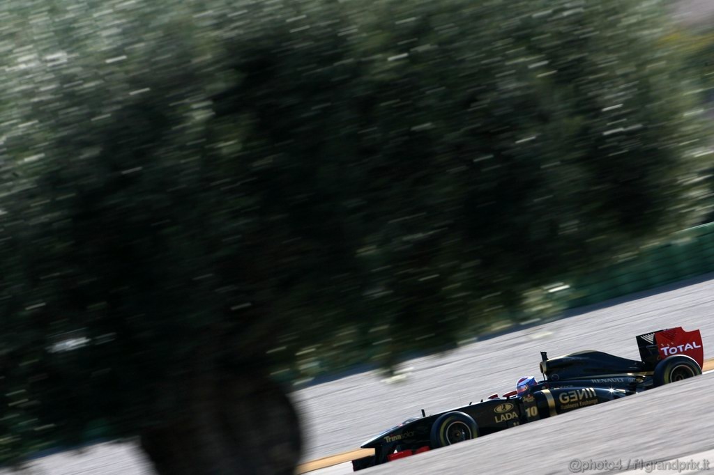Valencia Test Febbraio 2011, 01.02.2011 Valencia, Spain, 
Vitaly Petrov (RUS), Lotus Renault GP   