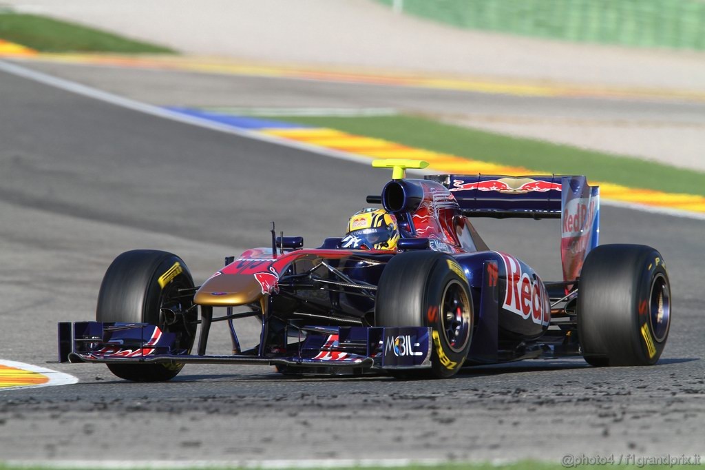 Valencia Test Febbraio 2011, Jaime Alguersuari (SPA), Scuderia Toro Rosso, STR6 