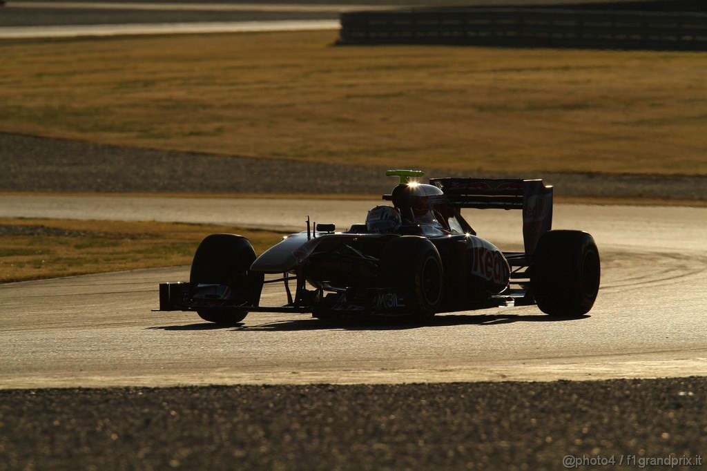 Valencia Test Febbraio 2011, Jaime Alguersuari (SPA), Scuderia Toro Rosso, STR6 