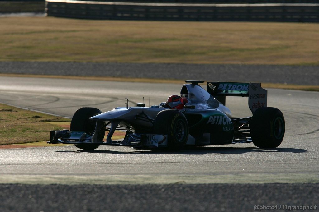 Valencia Test Febbraio 2011, Michael Schumacher (GER), Mercedes GP Petronas F1 Team, MGP W02 