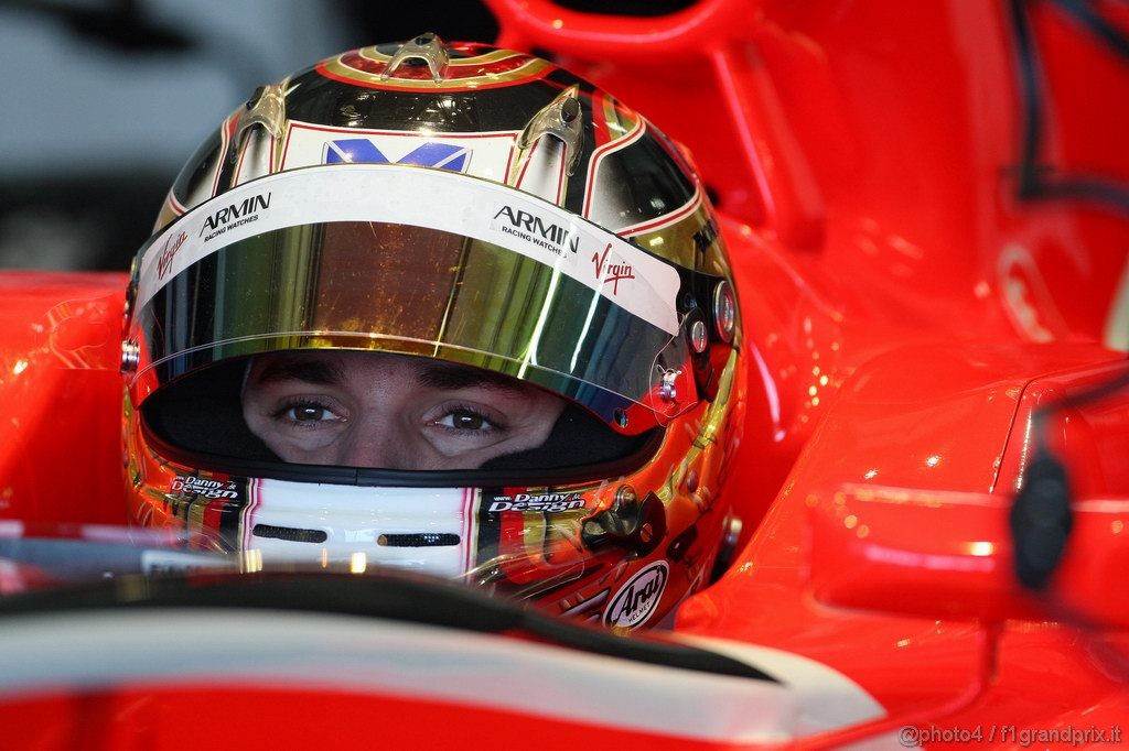 Valencia Test Febbraio 2011, 
Timo Glock (GER), Virgin Racing VR-02 