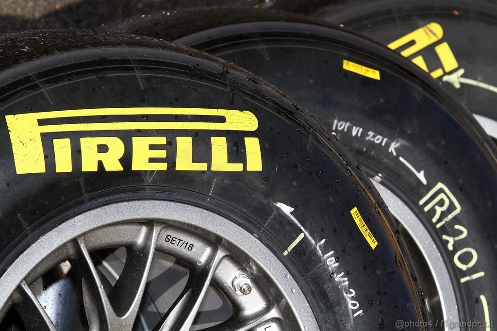 Valencia Test Febbraio 2011, Tyres Pirelli
