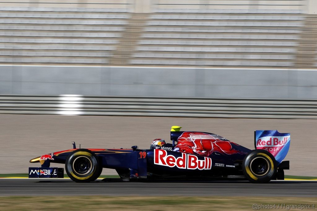 Valencia Test Febbraio 2011, 
Jaime Alguersuari (ESP), Scuderia Toro Rosso, STR06 