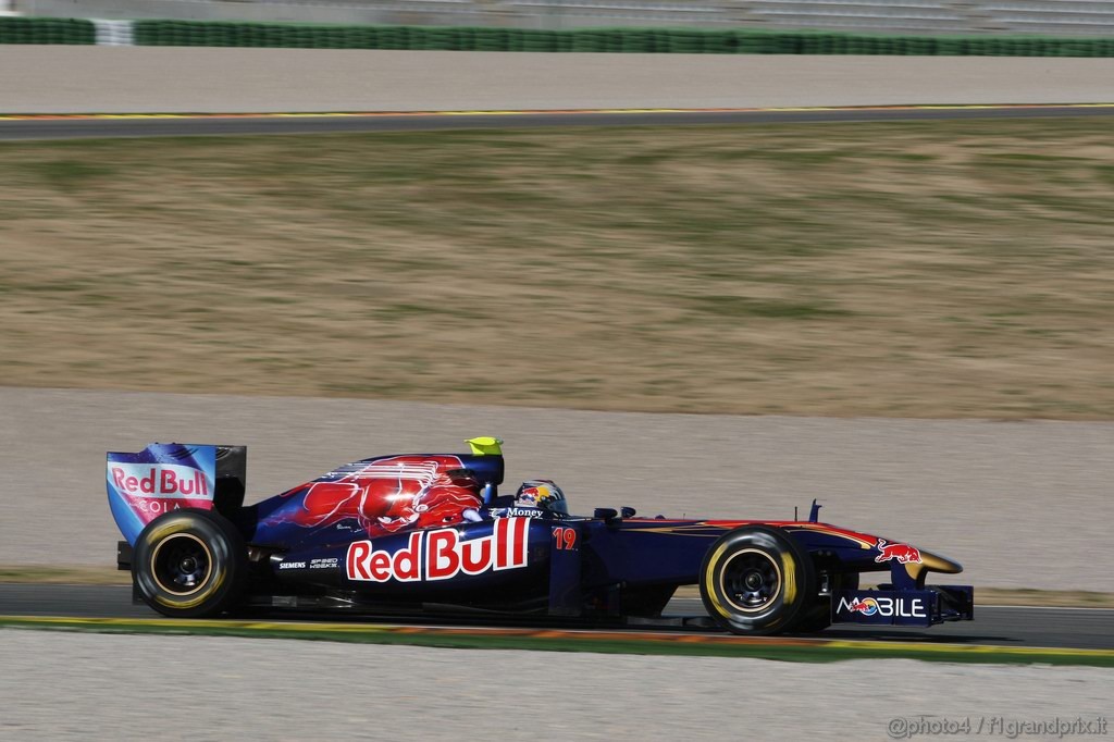 Valencia Test Febbraio 2011, Jaime Alguersuari (SPA), Scuderia Toro Rosso, STR6 