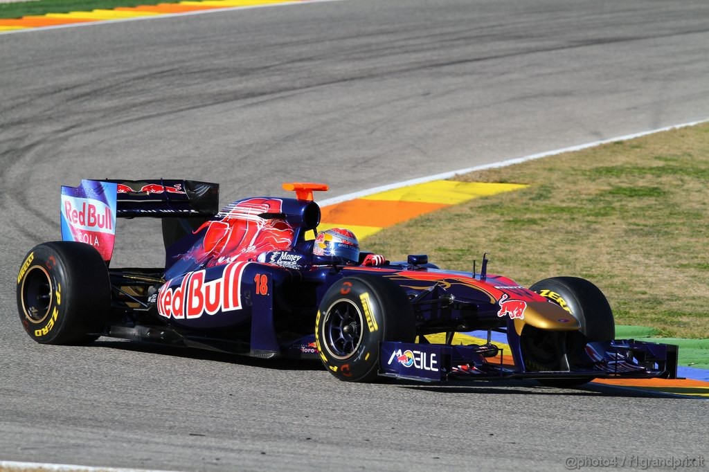 Valencia Test Febbraio 2011, Sébastien Buemi (SUI), Scuderia Toro Rosso, STR6 