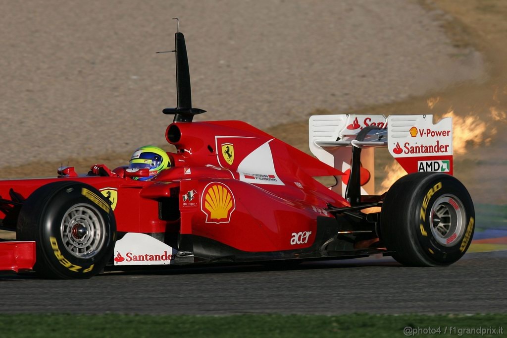 Valencia Test Febbraio 2011, 03.02.2011 
Felipe Massa (BRA), Ferrari blows up the engine 