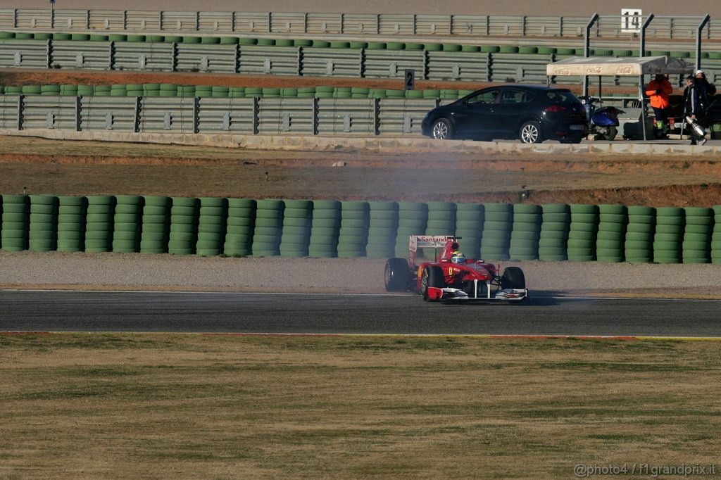 Valencia Test Febbraio 2011, 03.02.2011
Felipe Massa (BRA), Ferrari blows up the engine