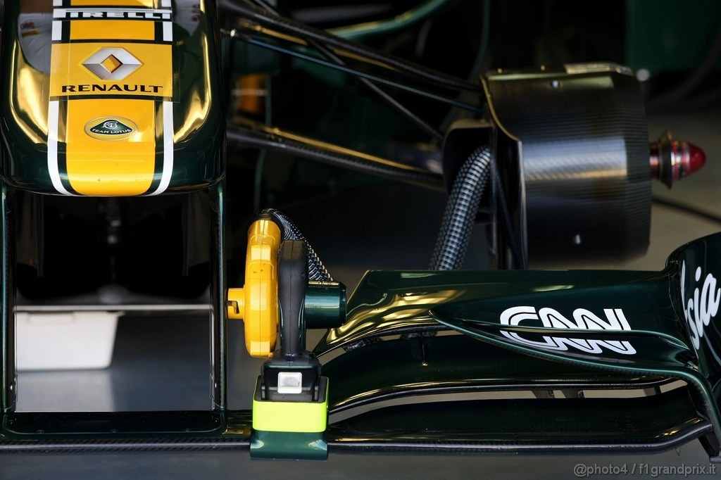 Valencia Test Febbraio 2011, 03.02.2011
Team Lotus technical detail, front wing 