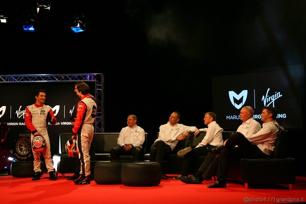Virgin MVR 02, 
Timo Glock (GER), Marussia Virgin Racing e Jerome d'Ambrosio (BEL), Marussia Virgin Racing VR-02
