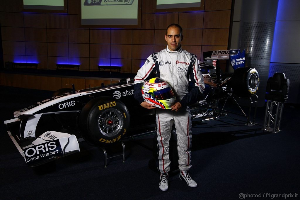 Williams FW33, 
Pastor Maldonado (VEN), AT&T Williams - Williams FW33 Livery Launch, Williams HQ - Every used picture is fee-liable © Copyright: Images Credit: (c) Free 