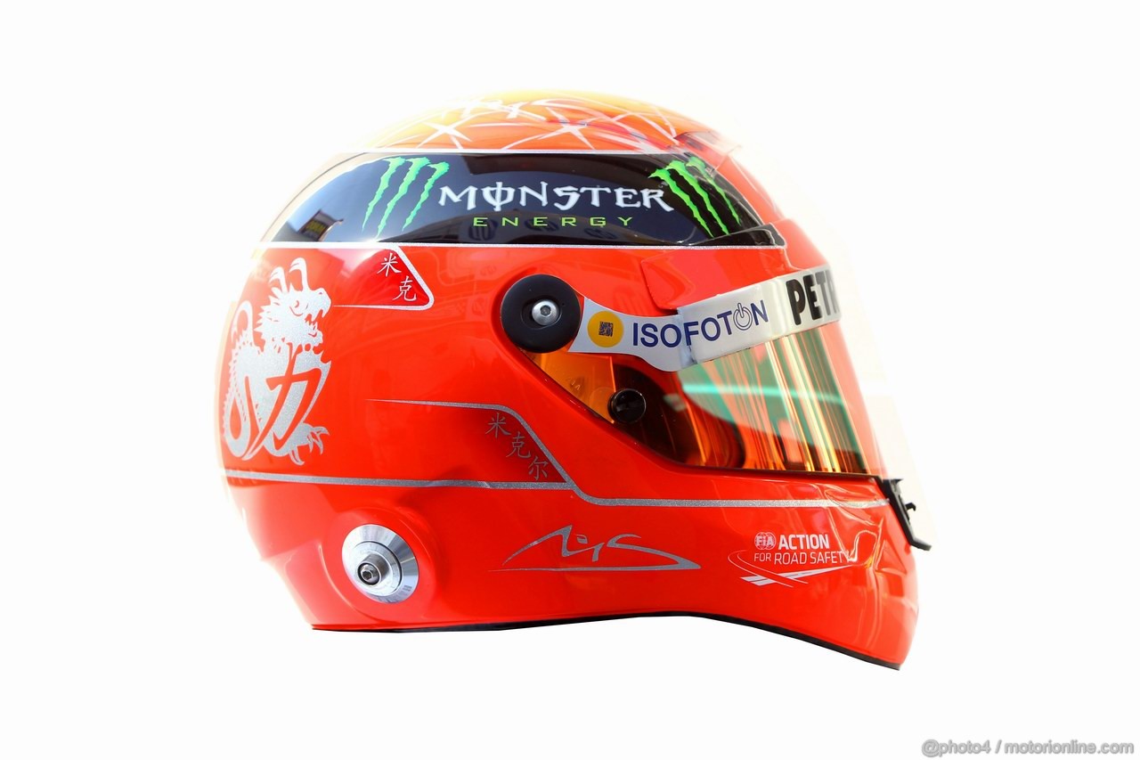 Barcelona Test Febbraio 2012, 23.02.2012 Barcelona, Spain,
Michael Schumacher (GER), Mercedes AMG Petronas helmet - Formula 1 Testing, day 3 - Formula 1 World Championship 