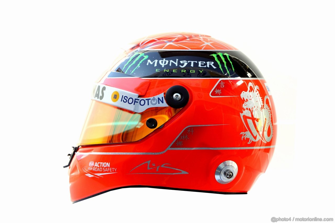 Barcelona Test Febbraio 2012, 23.02.2012 Barcelona, Spain,
Michael Schumacher (GER), Mercedes AMG Petronas helmet - Formula 1 Testing, day 3 - Formula 1 World Championship 