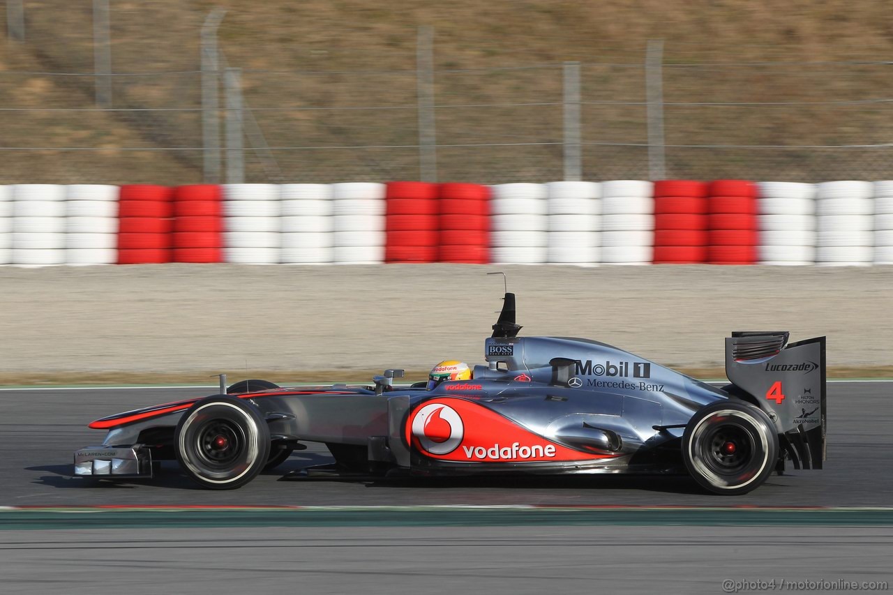 Barcelona Test Febbraio 2012, 21.02.2012, Barcelona, Spain,
Lewis Hamilton (GBR), McLaren Mercedes - Formula 1 Testing, day 1 - Formula 1 World Championship 