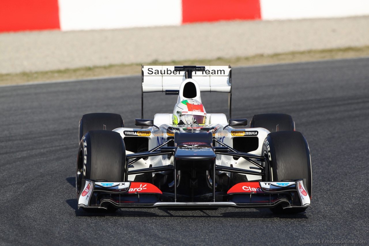 Barcelona Test Febbraio 2012, 21.02.2012, Barcelona, Spain,
Sergio Perez (MEX), Sauber F1 Team - Formula 1 Testing, day 1 - Formula 1 World Championship 