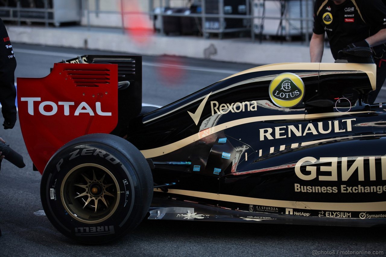 Barcelona Test Febbraio 2012, 21.02.2012 Barcelona, Spain,
Romain Grosjean (FRA), Lotus Renault F1 Team - Formula 1 Testing, day 1 - Formula 1 World Championship 