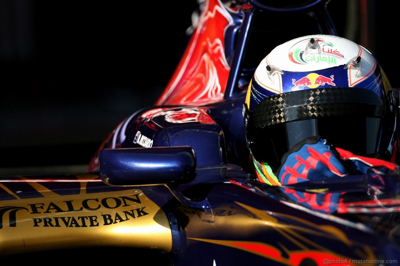 Barcelona Test Febbraio 2012, 21.02.2012, Barcelona, Spain,
Daniel Ricciardo (AUS), Scuderia Toro Rosso   - Formula 1 Testing, day 1 - Formula 1 World Championship 