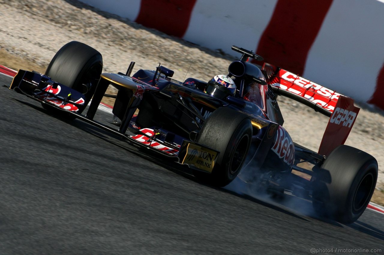 Barcelona Test Febbraio 2012, 21.02.2012, Barcelona, Spain,
Daniel Ricciardo (AUS), Scuderia Toro Rosso   - Formula 1 Testing, day 1 - Formula 1 World Championship 