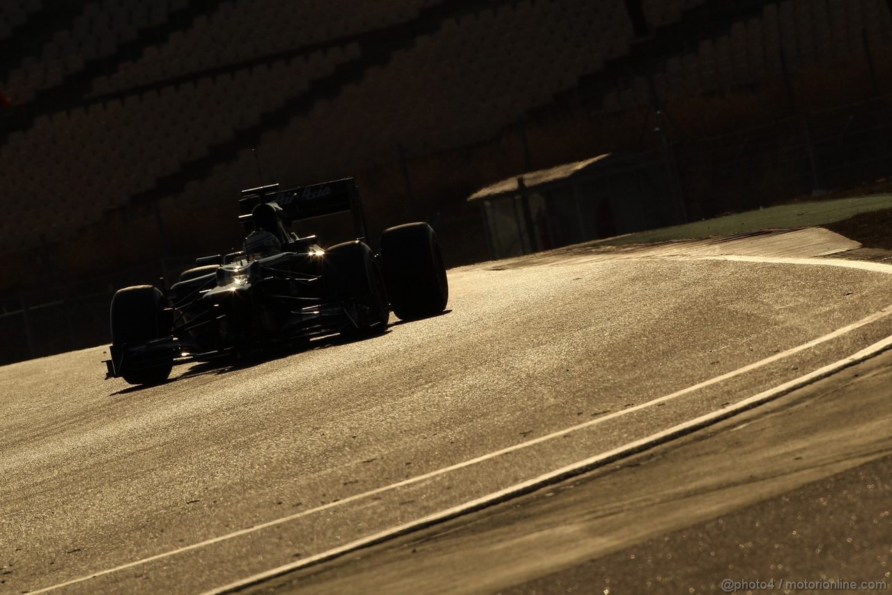 Barcelona Test Febbraio 2012, 21.02.2012, Barcelona, Spain,
Heikki Kovalainen (FIN), Caterham F1 Team - Formula 1 Testing, day 1 - Formula 1 World Championship 