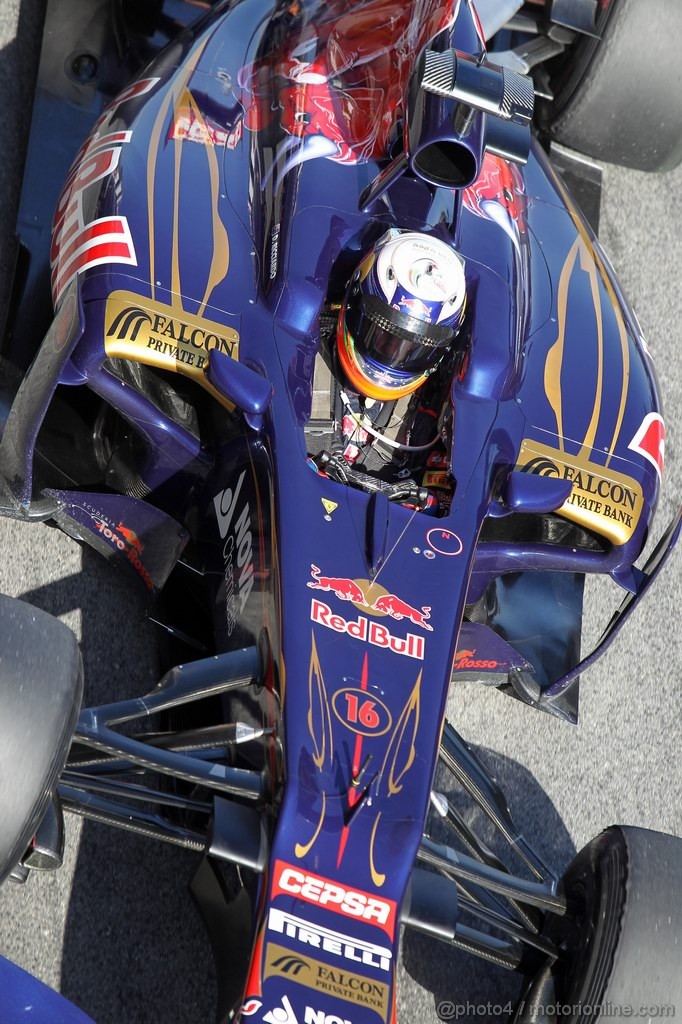 Barcelona Test Febbraio 2012, 21.02.2012, Barcelona, Spain,
Daniel Ricciardo (AUS), Scuderia Toro Rosso - Formula 1 Testing, day 1 - Formula 1 World Championship 