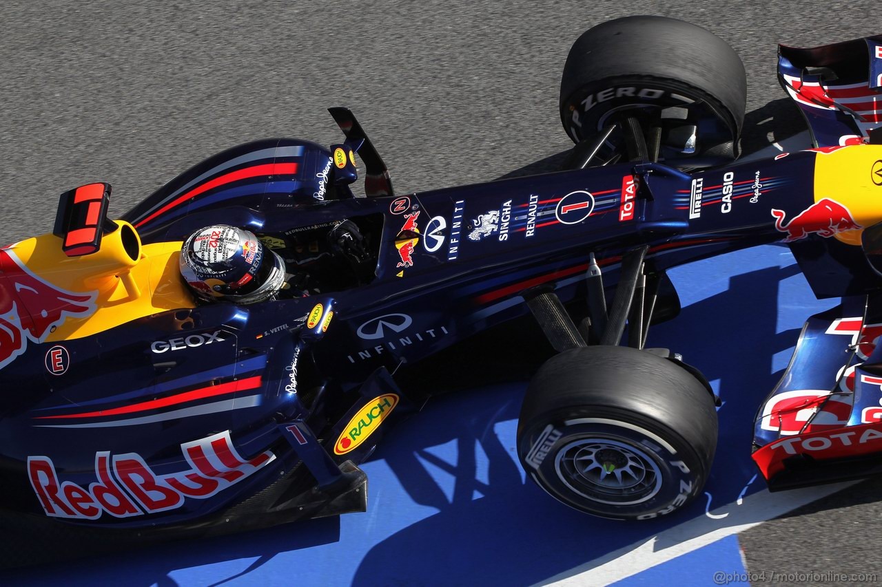 Barcelona Test Febbraio 2012, 21.02.2012, Barcelona, Spain,
Sebastian Vettel (GER), Red Bull Racing - Formula 1 Testing, day 1 - Formula 1 World Championship 