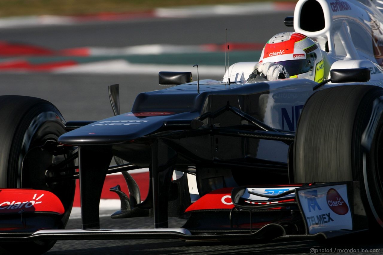 Barcelona Test Febbraio 2012, 22.02.2012, Barcelona, Spain,
Sergio Perez (MEX), Sauber F1 Team   - Formula 1 Testing, day 2 - Formula 1 World Championship