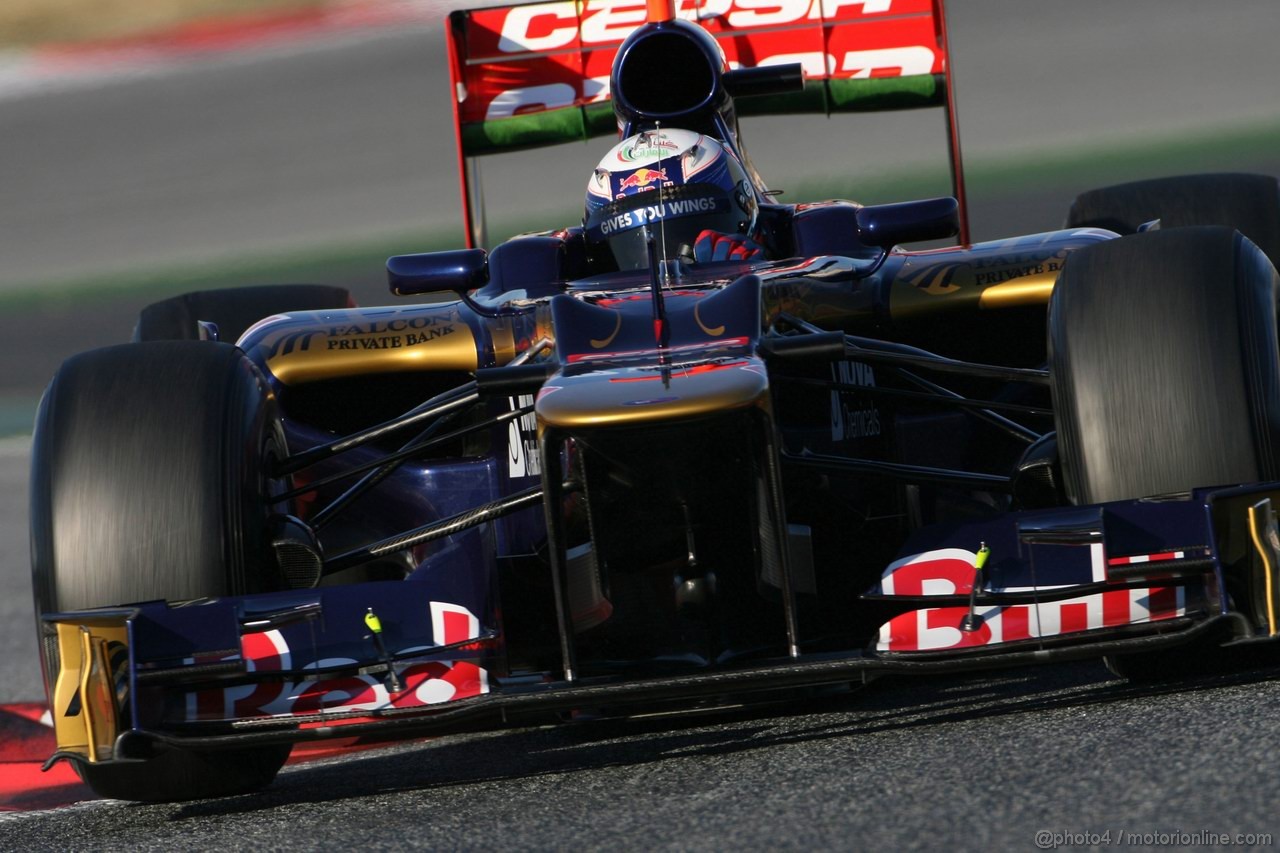 Barcelona Test Febbraio 2012, 22.02.2012, Barcelona, Spain,
Daniel Ricciardo (AUS), Scuderia Toro Rosso   - Formula 1 Testing, day 2 - Formula 1 World Championship 