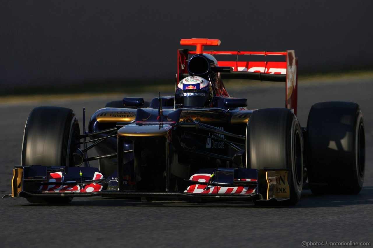 Barcelona Test Febbraio 2012, 22.02.2012, Barcelona, Spain,
Daniel Ricciardo (AUS), Scuderia Toro Rosso   - Formula 1 Testing, day 2 - Formula 1 World Championship 