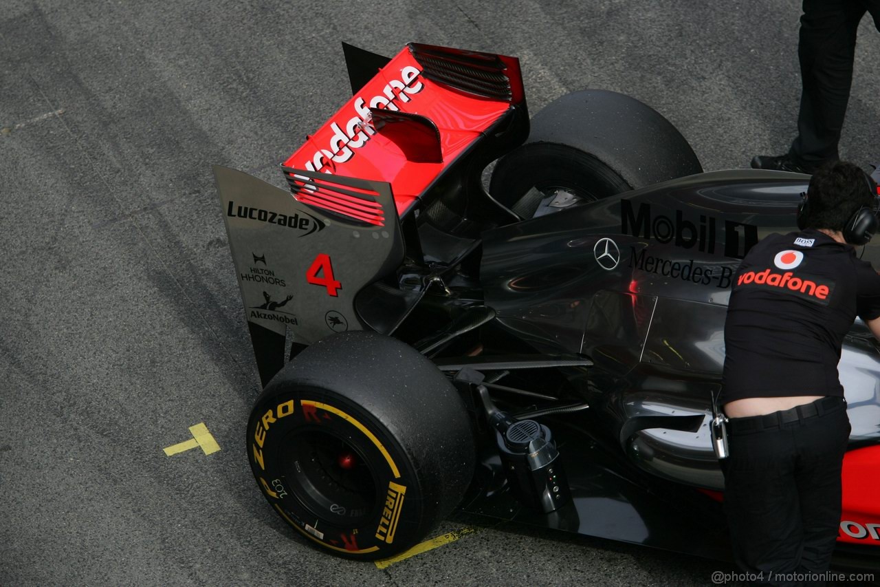 Barcelona Test Marzo 2012, 04.03.2012 Lewis Hamilton (GBR), McLaren Mercedes MP4-27 