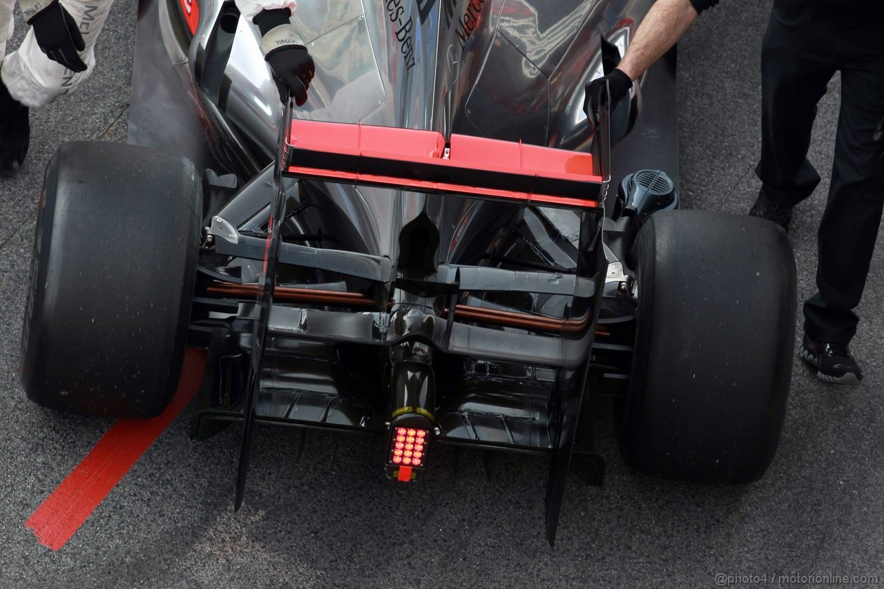Barcelona Test Marzo 2012, 01.03.2012 Barcelona, Spain,
Jenson Button (GBR), McLaren Mercedes rear suspension e rear wing - Formula 1 Testing, day 1 - Formula 1 World Championship