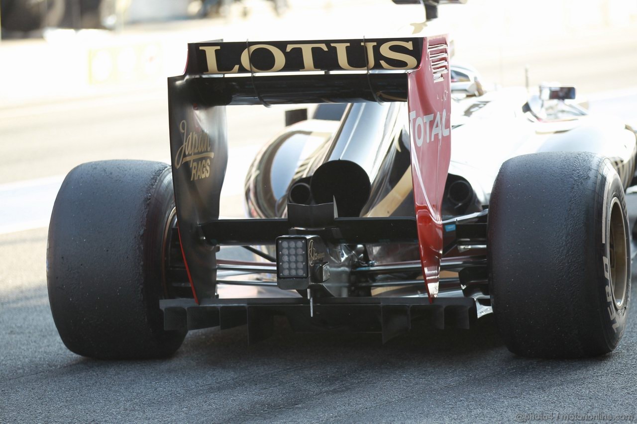 Barcelona Test Marzo 2012, 01.03.2012
Romain Grosjean (FRA), Lotus Renault F1 Team rear wing 