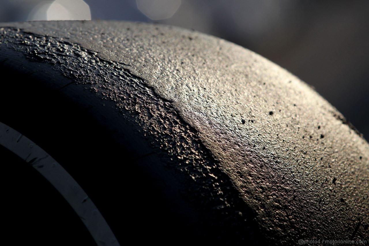 Barcelona Test Marzo 2012, 01.04.2012
Pirelli tires  
