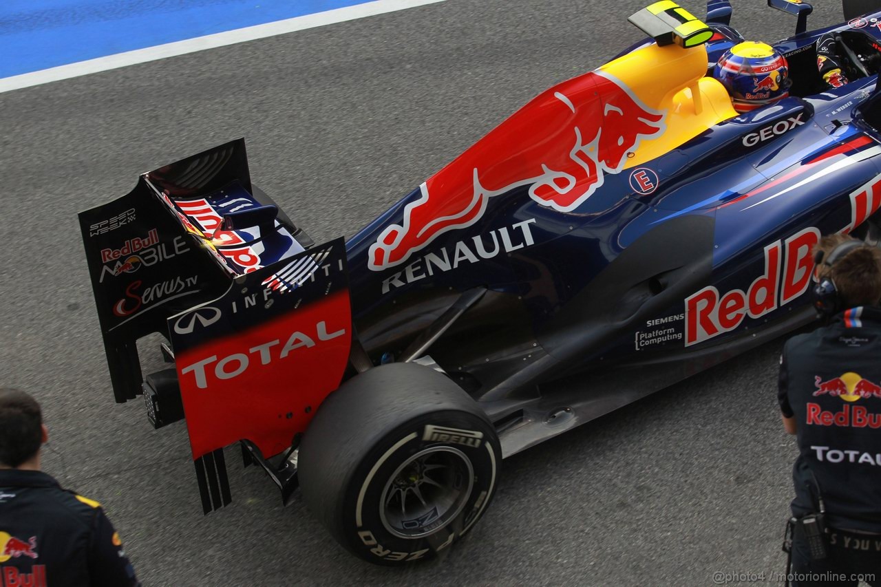Barcelona Test Marzo 2012, 03.03.2012
Mark Webber (AUS), Red Bull Racing with a new exhaust system