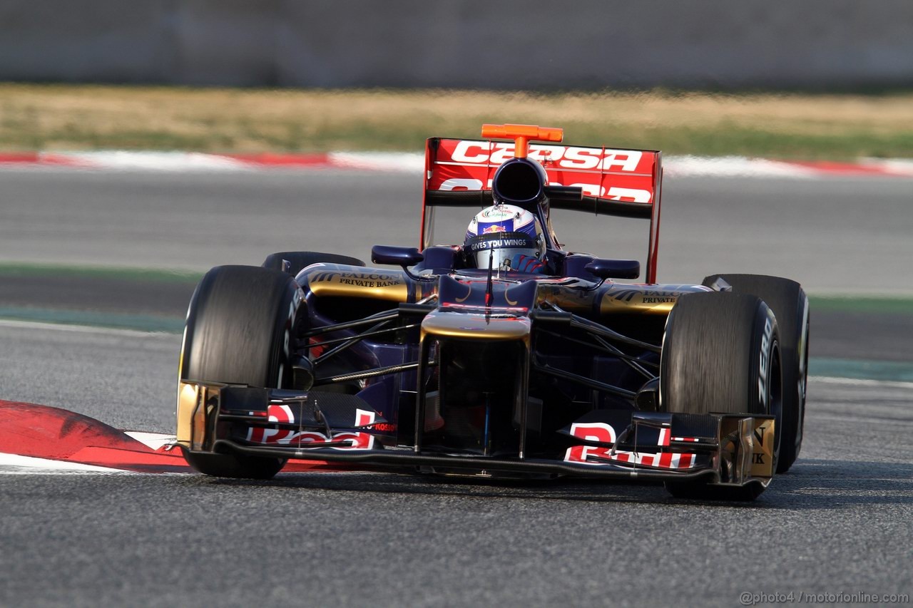 Barcelona Test Marzo 2012, 03.03.2012 Daniel Ricciardo (AUS), Toro Rosso STR7 