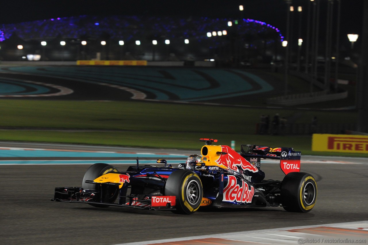 GP ABU DHABI, Gara: Sebastian Vettel (GER) Red Bull Racing RB8
