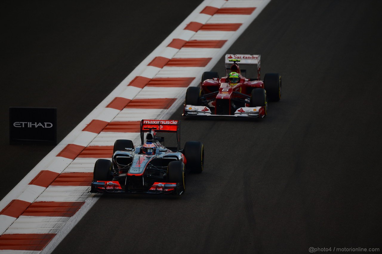 GP ABU DHABI, Gara: Jenson Button (GBR) McLaren Mercedes MP4-27