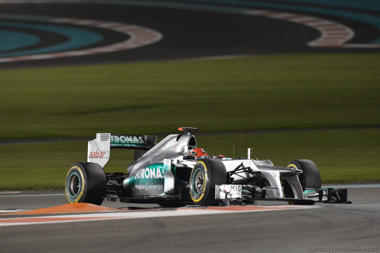 GP ABU DHABI, Gara: Michael Schumacher (GER) Mercedes AMG F1 W03