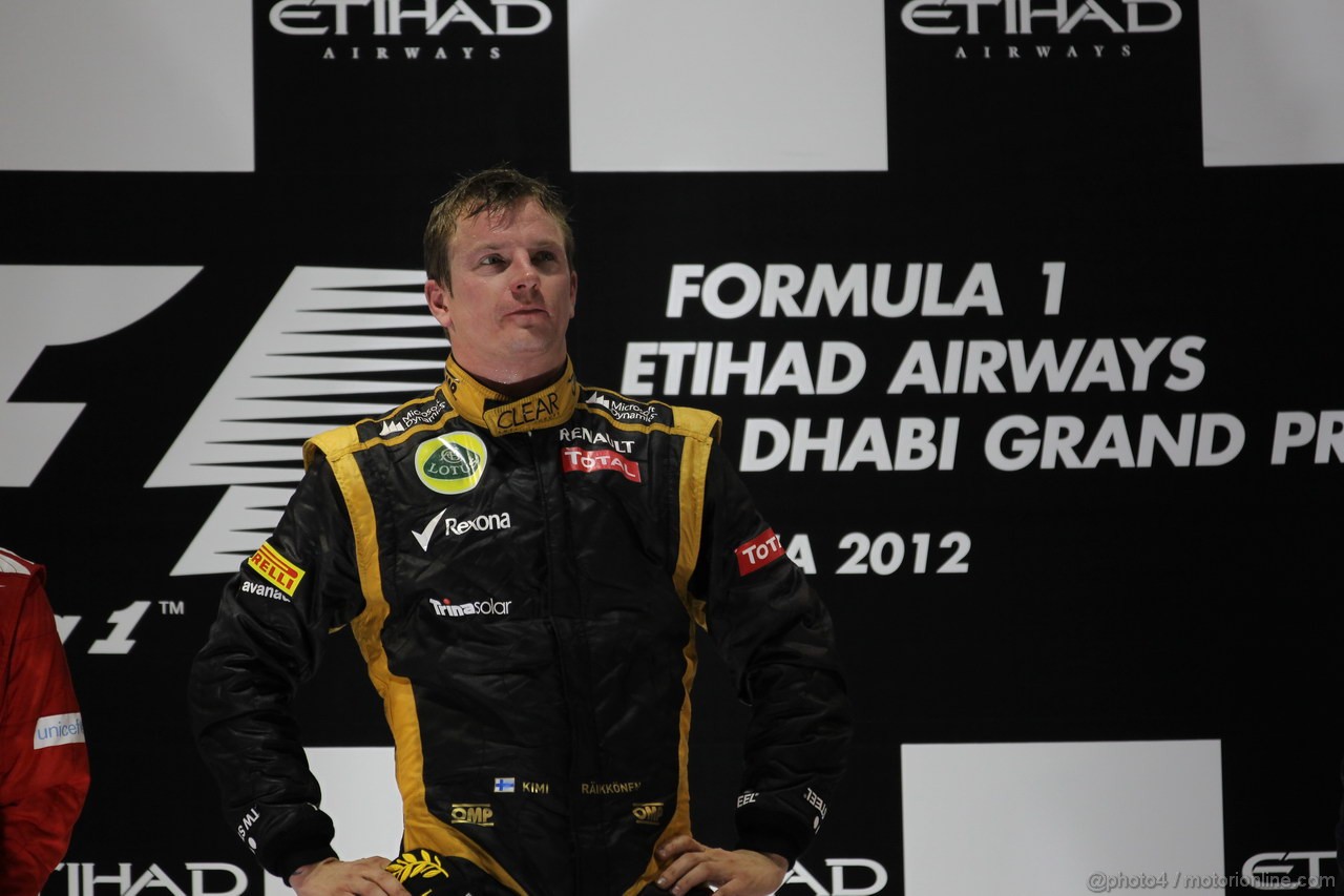 GP ABU DHABI, Podium: Kimi Raikkonen (FIN) Lotus F1 Team E20 (vincitore)