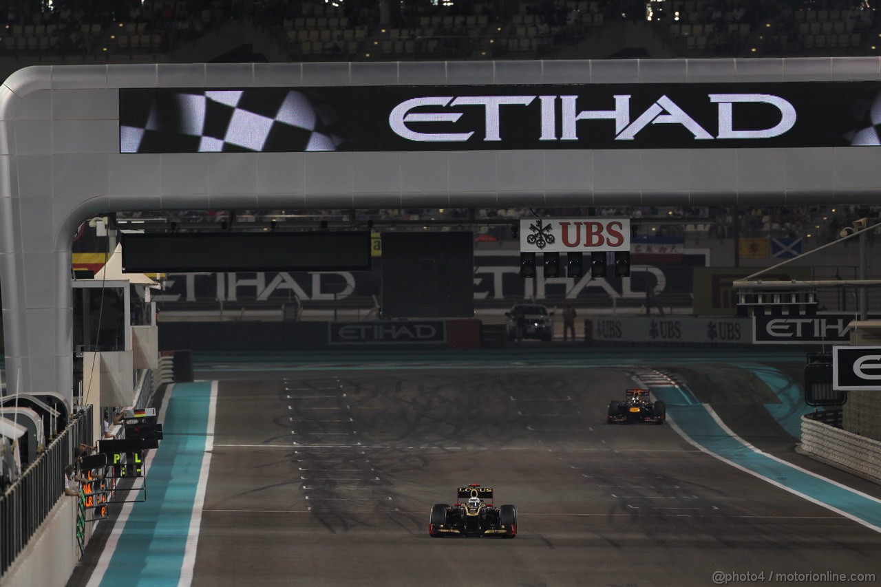 GP ABU DHABI, Gara: Kimi Raikkonen (FIN) Lotus F1 Team E20