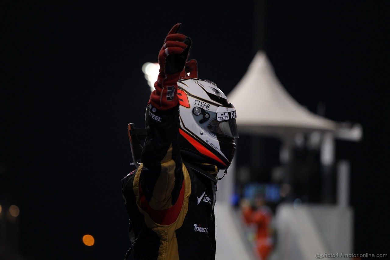 GP ABU DHABI, Podium: Kimi Raikkonen (FIN) Lotus F1 Team E20 (vincitore)