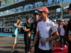 GP ABU DHABI, Fahrerparade: Jenson Button (GBR) McLaren Mercedes MP4-27 und Mark Webber (AUS) Red Bull Racing RB8