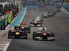 GP ABU DHABI, Gara: Fernando Alonso (ESP) Ferrari F2012 overtakes Mark Webber (AUS) Red Bull Racing RB8