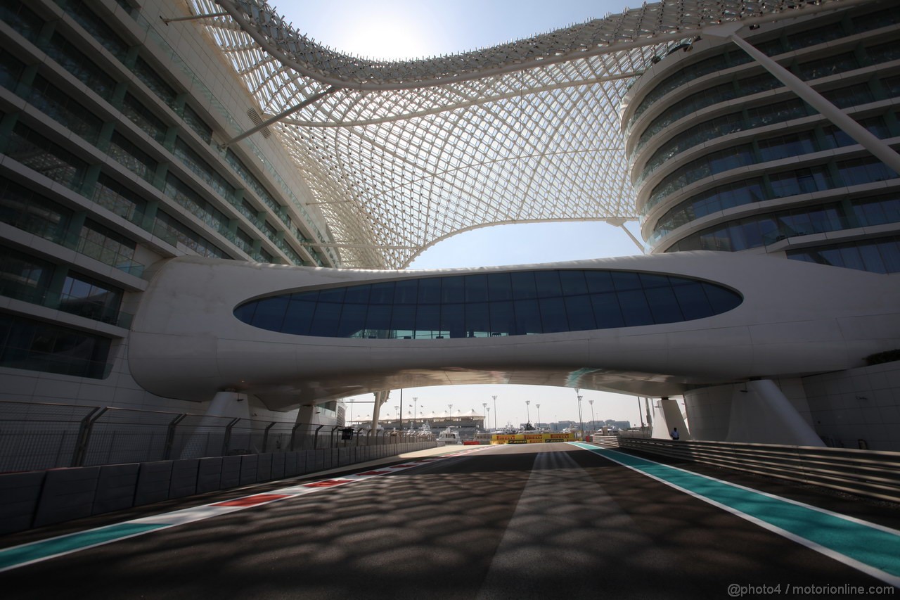 GP ABU DHABI, Atmosphere