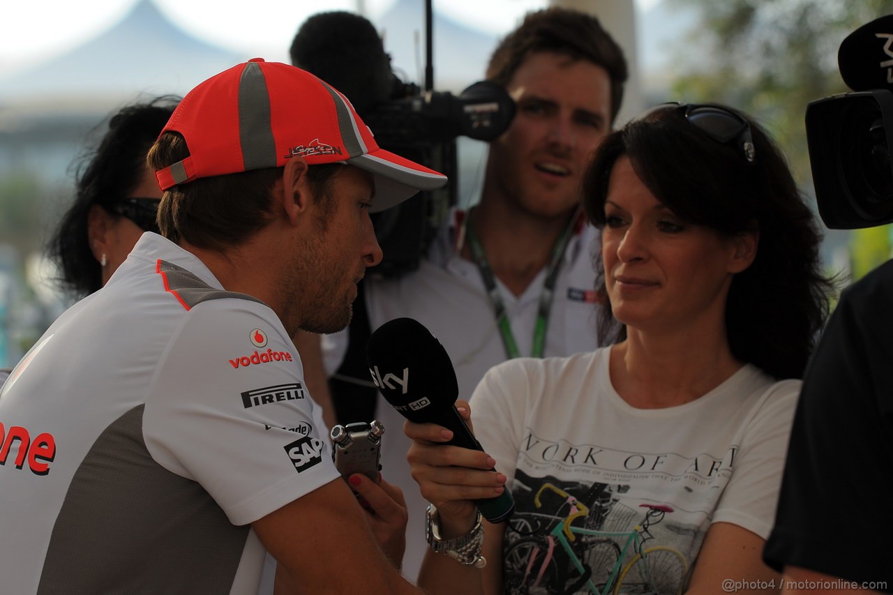 GP ABU DHABI, Jenson Button (GBR) McLaren Mercedes MP4-27